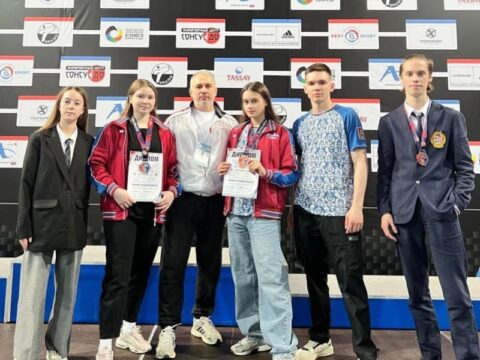 Спортсмены из Электростали завоевали медали на Кубке Подмосковья по каратэ Новости Электростали 