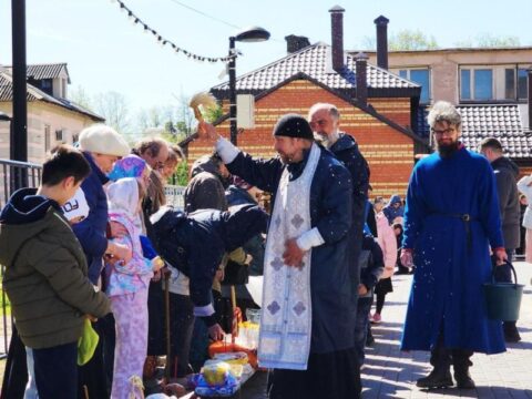 Великая суббота: в храмах и церквях Электростали освятили пасхальные угощения Новости Электростали 