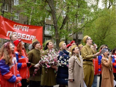 Выездная фронтовая концертная бригада поздравила электростальских ветеранов Новости Электростали 